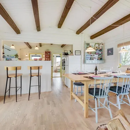 Holiday home Ylvie - 150m From The Sea In Funen By Interhome