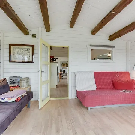 Holiday home Ylvie - 150m From The Sea In Funen By Interhome